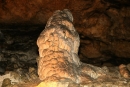 Jaskinia Bielska - potężny stalagmit